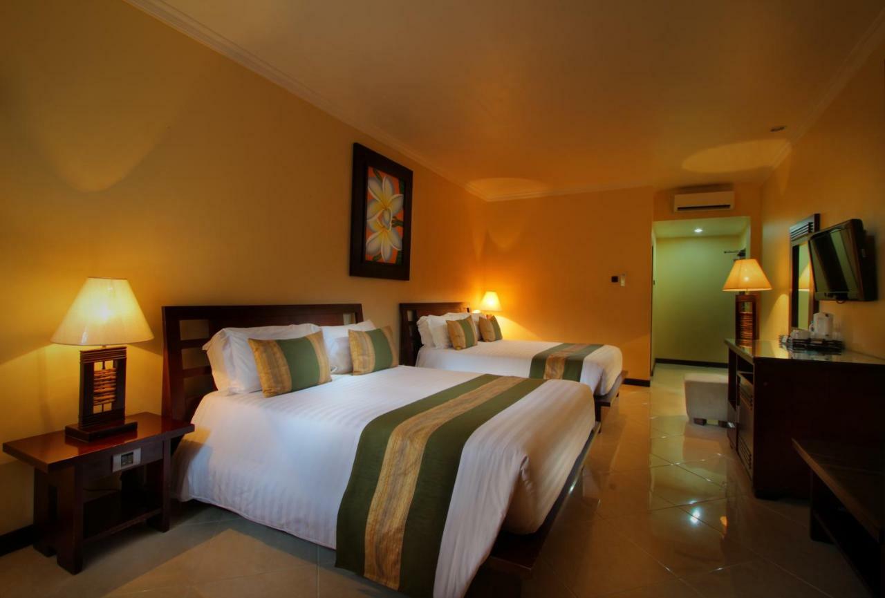 Adi Dharma Hotel Kuta Kuta  Exterior photo